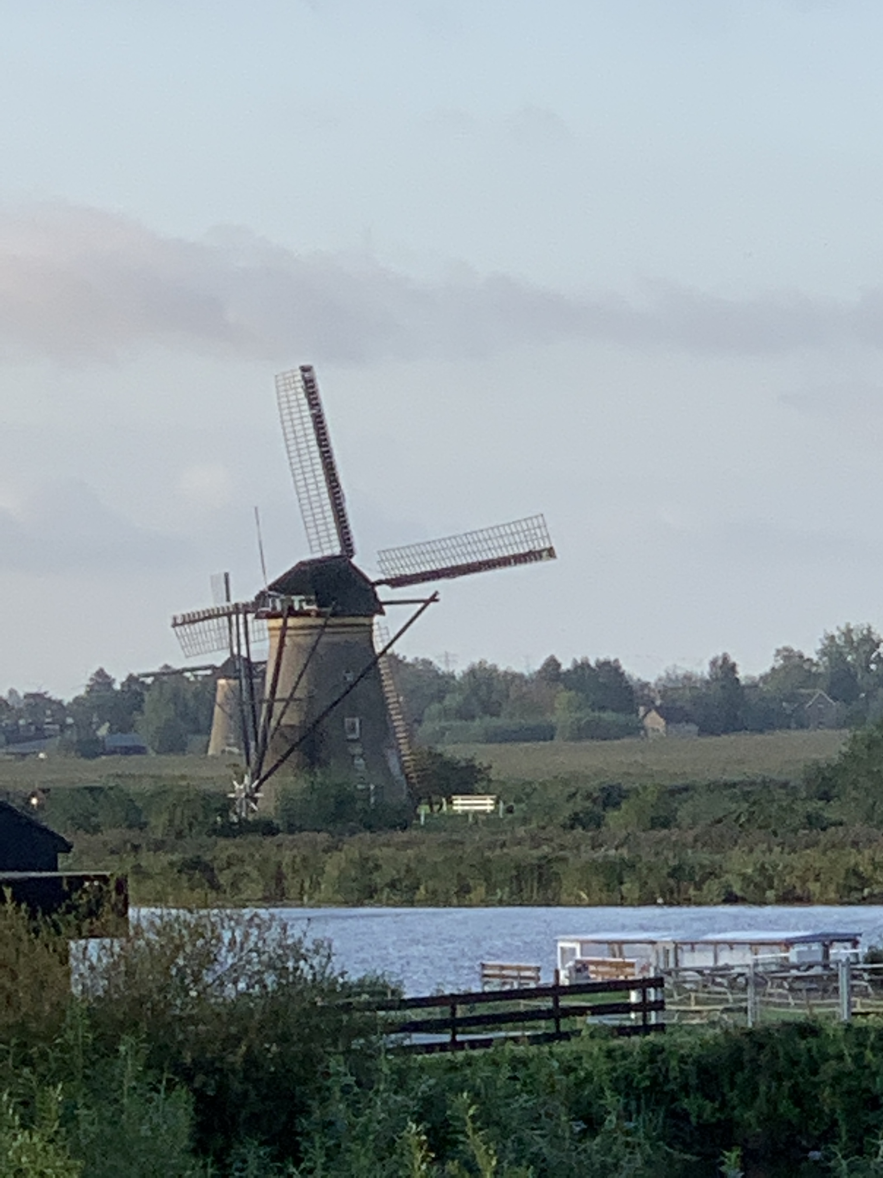 AABF1DA0-3FCE-46A8-9E1C-AE7890F78ABC